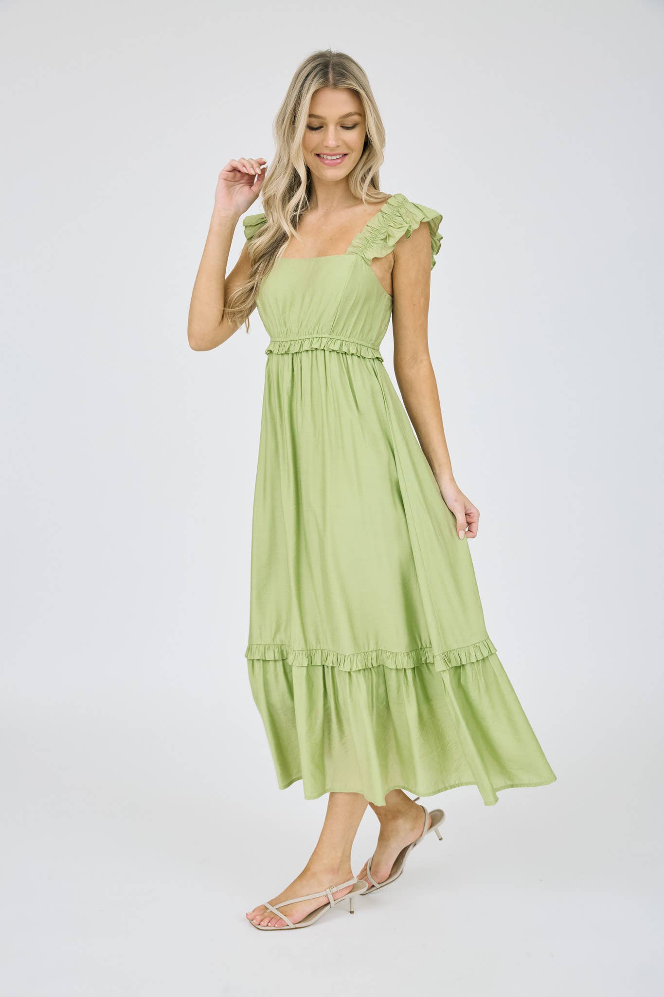 Ruffle detail Sleeveless midi dress
