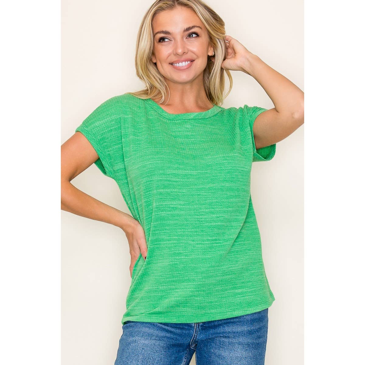 CREW NECK TEXTURED KNIT TOP