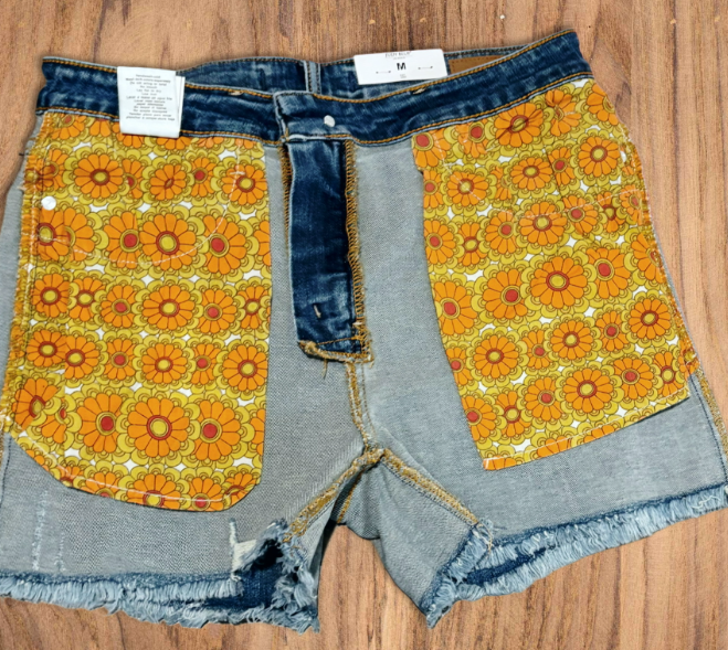 Judy Blue Retro Flower Hi-rise shorts