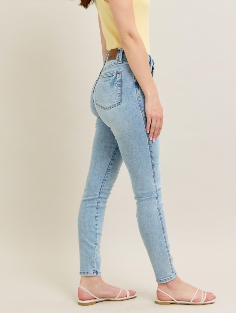 Judy Blue Tummy Control Mid Rise skinny