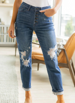 Judy Blue Button Fly Boyfriend fit