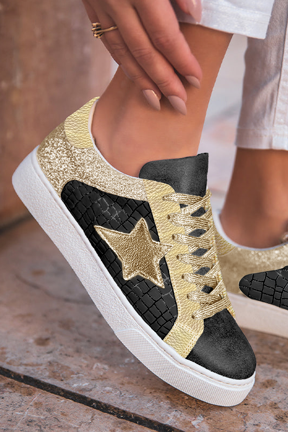 Glitter Star Patchwork PU Leather Lace-up Sneakers