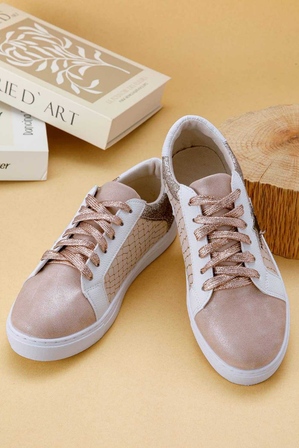 Glitter Star Patchwork PU Leather Lace-up Sneakers