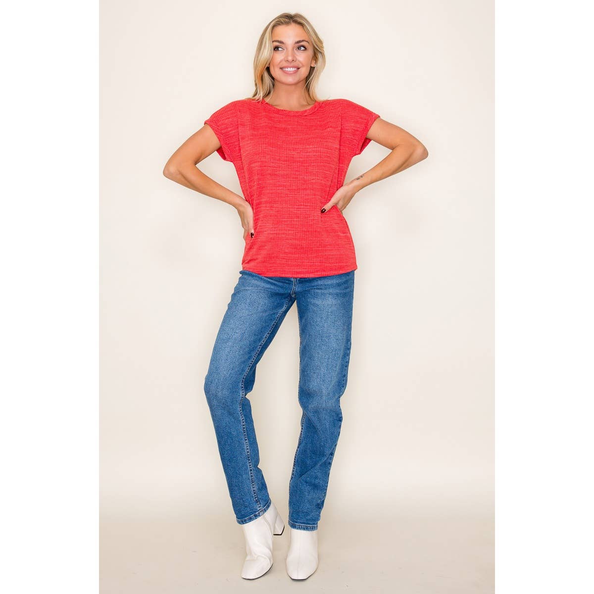 CREW NECK TEXTURED KNIT TOP