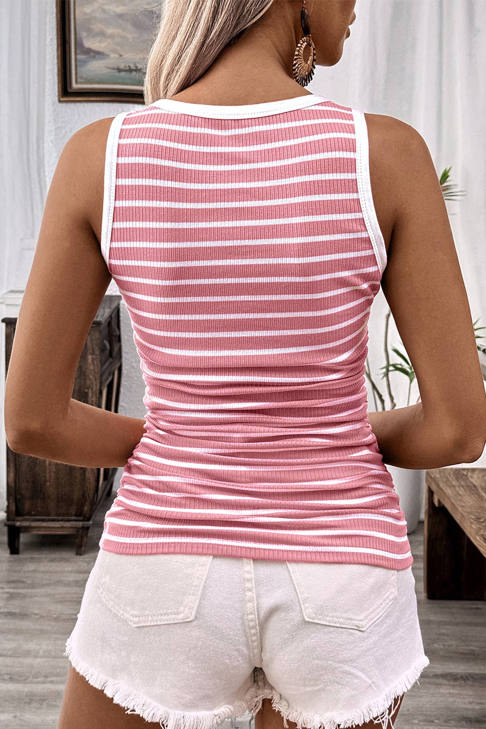 Contrast Round Neck Sleeveless Tank Top