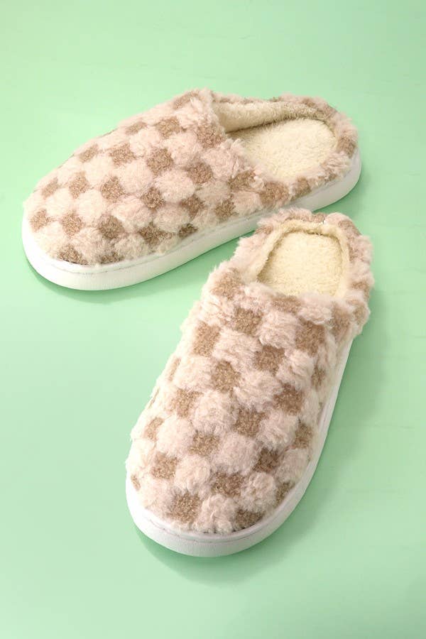 PLUSH CHECKER WARM COMFY COZY SLIPPERS |