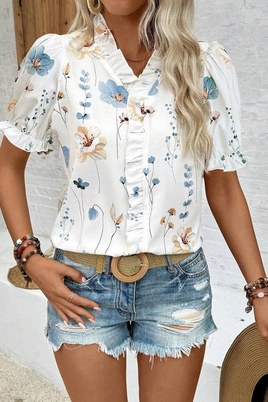 RUFFLED V-NECK PRINTED PUFF SLEEVE SHIRT