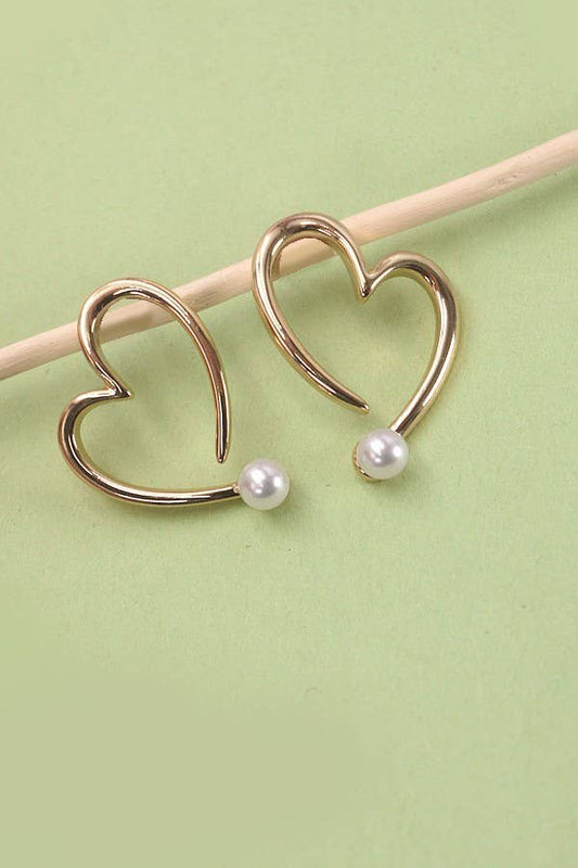 HEART W/PEARL STUD EARRINGS