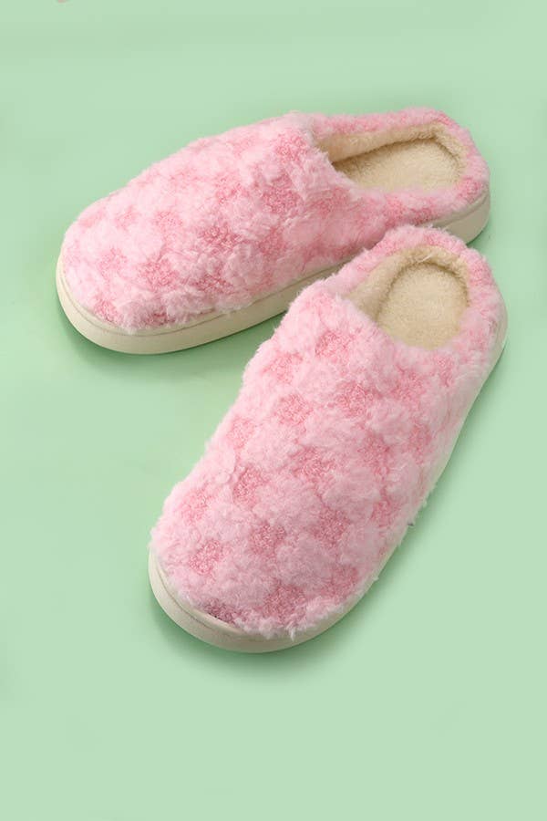 PLUSH CHECKER WARM COMFY COZY SLIPPERS |